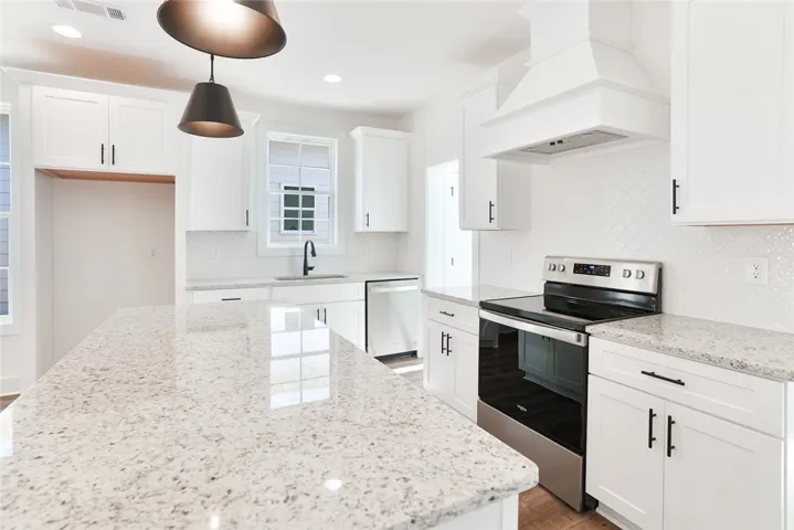 This is not the subject property, but it is a similar plan to the subject property. All plans, pricing, and specifications are subject to change without notice.