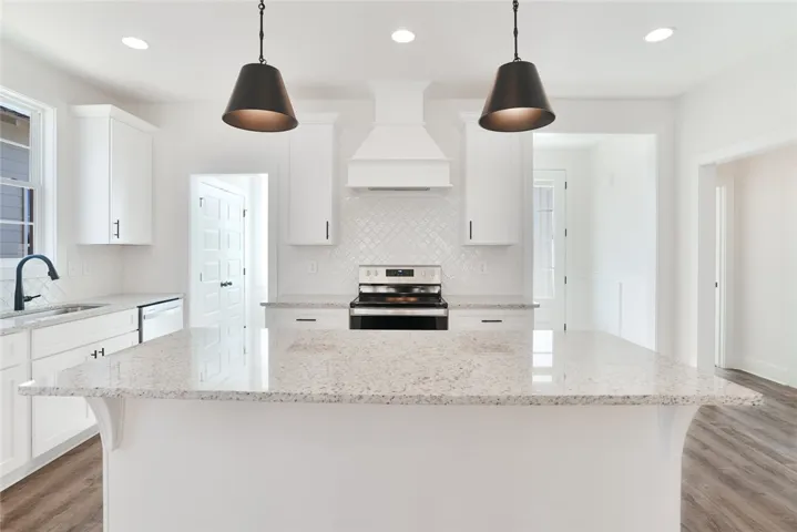 This is not the subject property, but it is a similar plan to the subject property. All plans, pricing, and specifications are subject to change without notice.