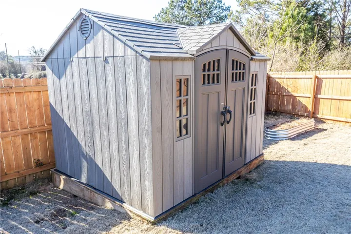 Storage Building Conveys