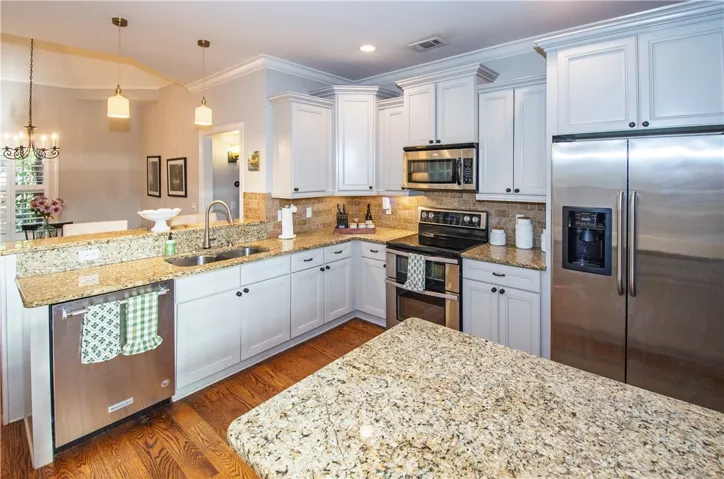 1678 Sutherland Lane, Auburn, Alabama 36830