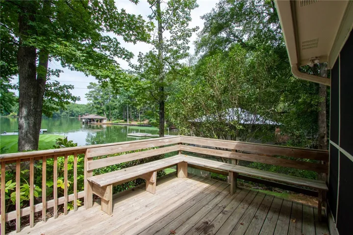 Deck Addl with built-in seating