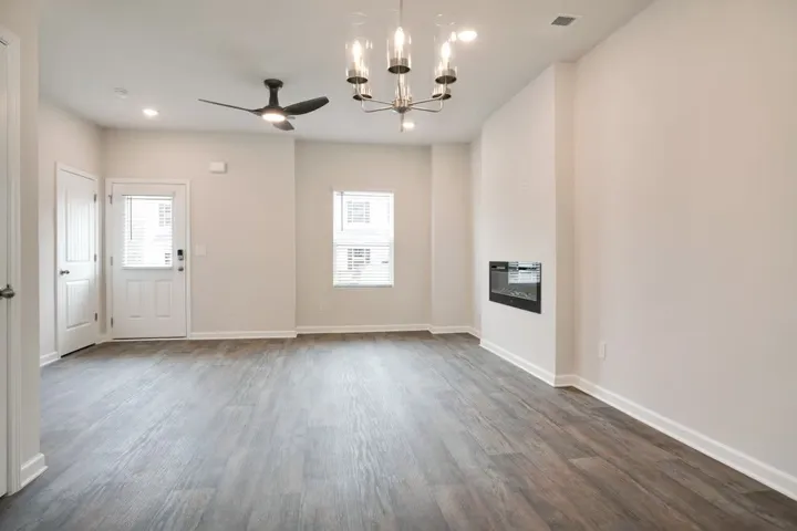 Builder photo not specific unit