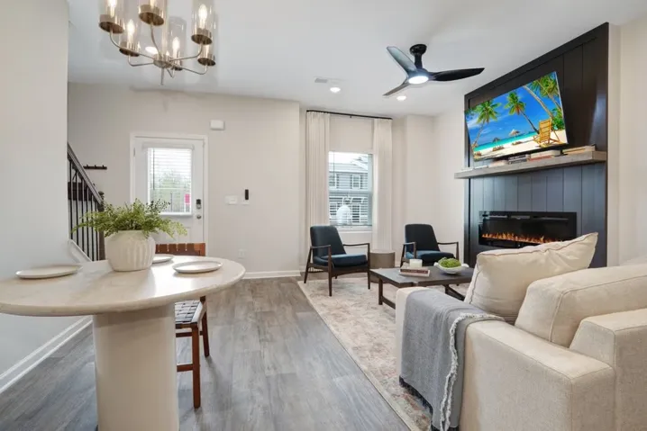 Builder photo not specific unit