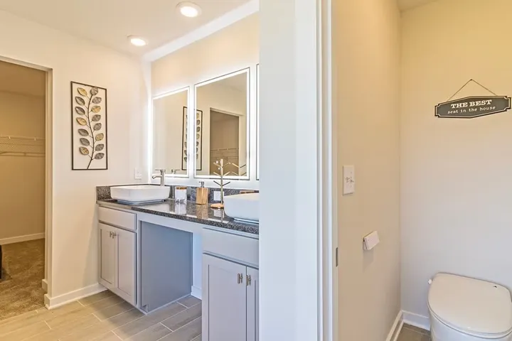 Builder photo not specific unit