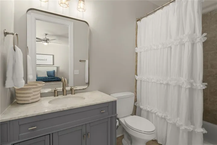 1821 Altamont Court, Auburn, Alabama 36830