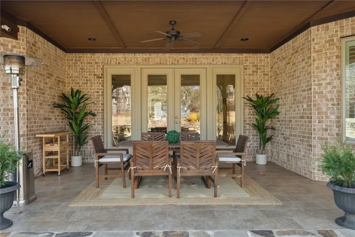 1821 Altamont Court, Auburn, Alabama 36830