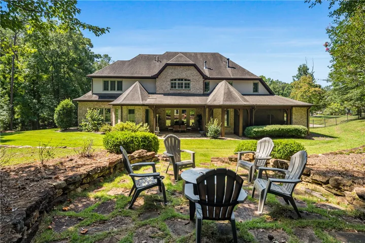 1821 Altamont Court, Auburn, Alabama 36830