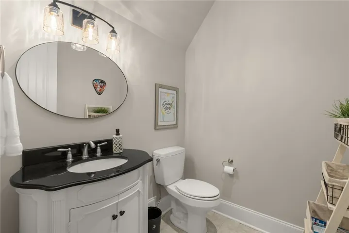1821 Altamont Court, Auburn, Alabama 36830