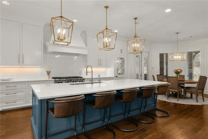 1821 Altamont Court, Auburn, Alabama 36830