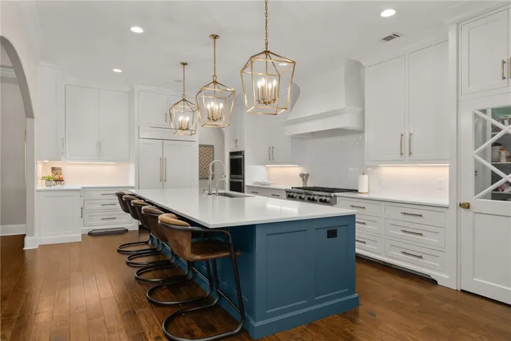 1821 Altamont Court, Auburn, Alabama 36830