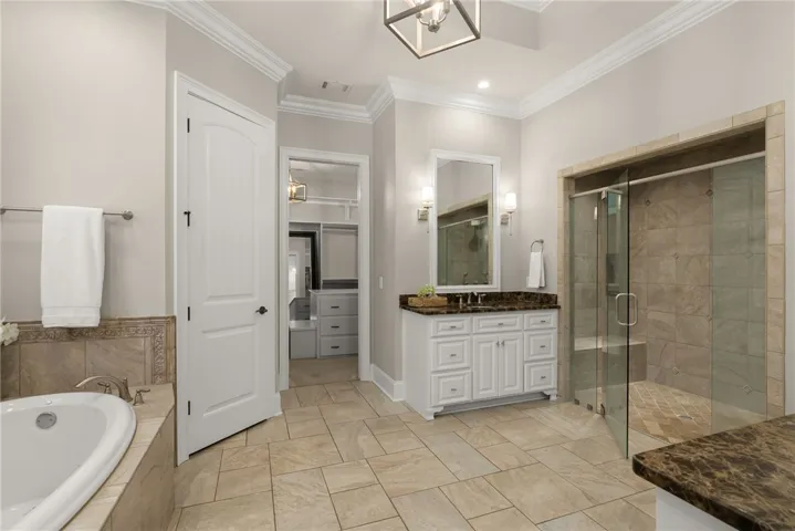 1821 Altamont Court, Auburn, Alabama 36830