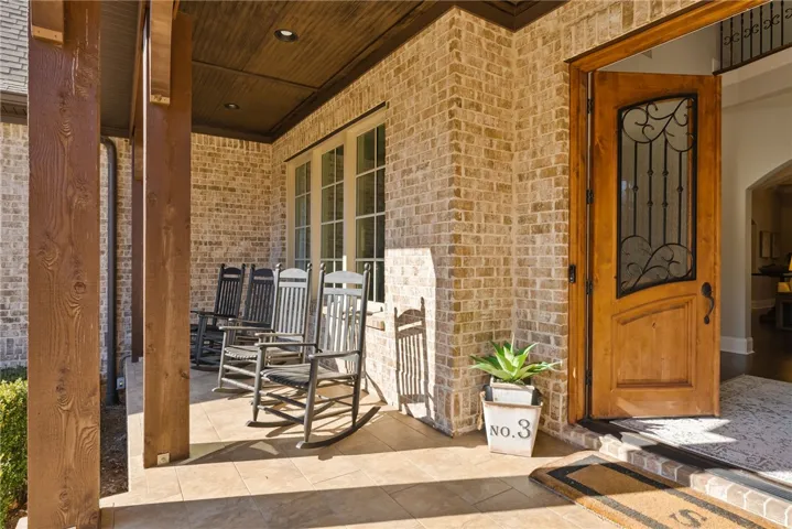 1821 Altamont Court, Auburn, Alabama 36830