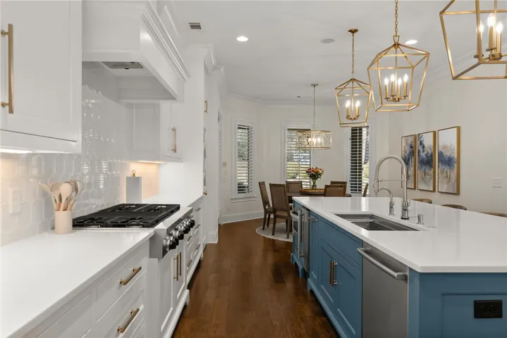 1821 Altamont Court, Auburn, Alabama 36830
