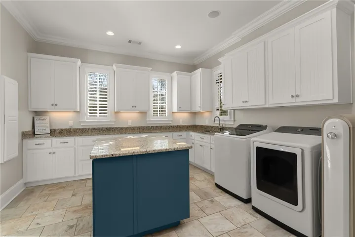 1821 Altamont Court, Auburn, Alabama 36830
