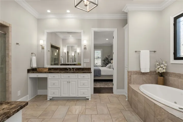1821 Altamont Court, Auburn, Alabama 36830
