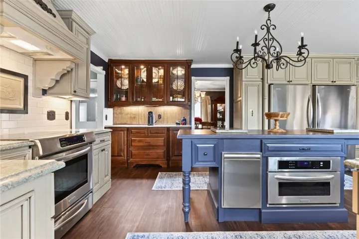 stunning custom cabinetry