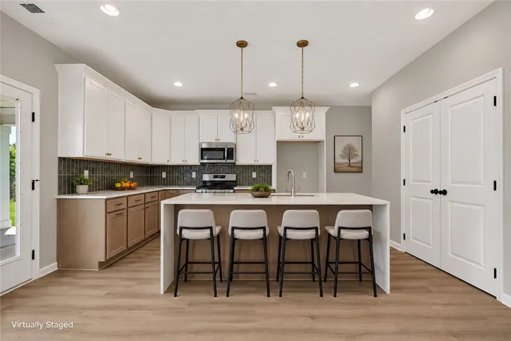 787 Wyndham Village Drive, Opelika, Alabama 36804