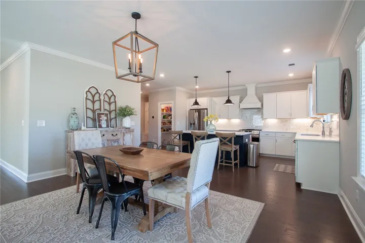 Breakfast Room