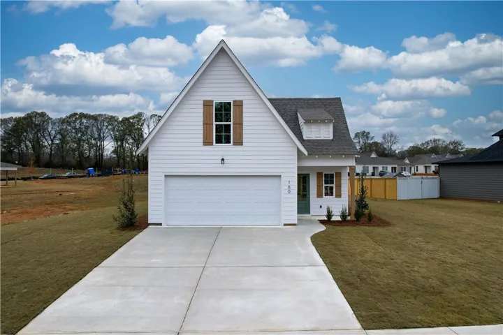 EXAMPLE PHOTOS of completed Hayden Floor plan