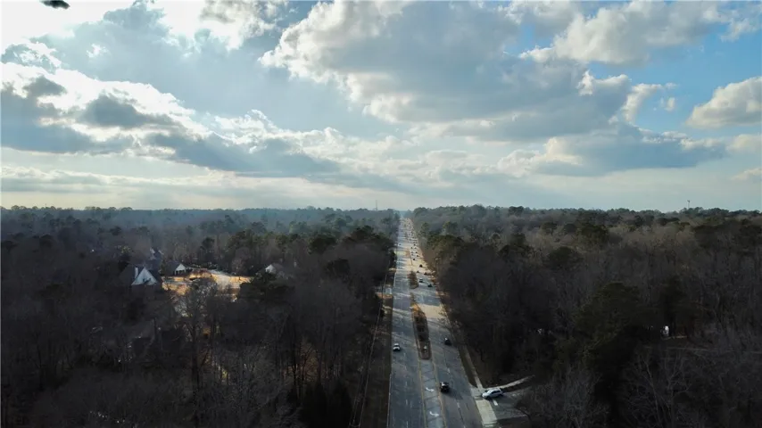 Glenn Ave towards downtown