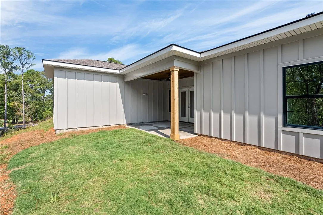 40 Eagle Ridge Ln