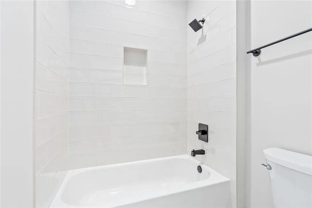 Guest Bathroom 2