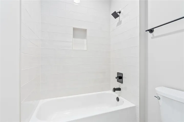 Guest Bathroom 2