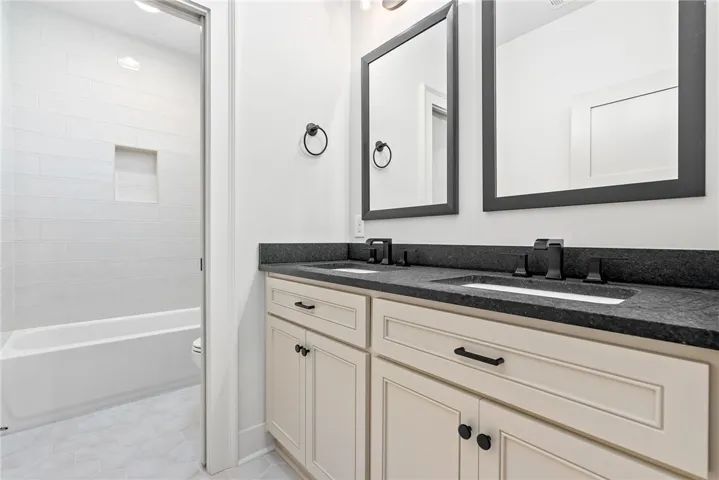 Guest Bathroom 2