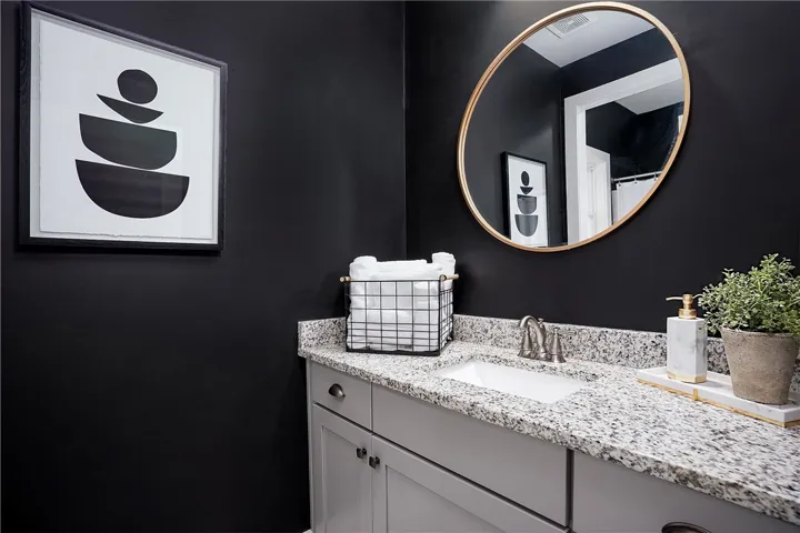 Guest Bath Upstairs