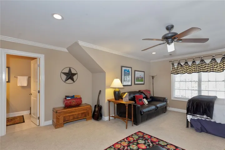 3rd suite, 2nd story
