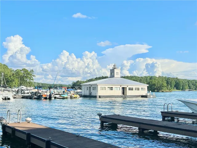 468 Marina Point Road B101, Dadeville, Alabama 36853