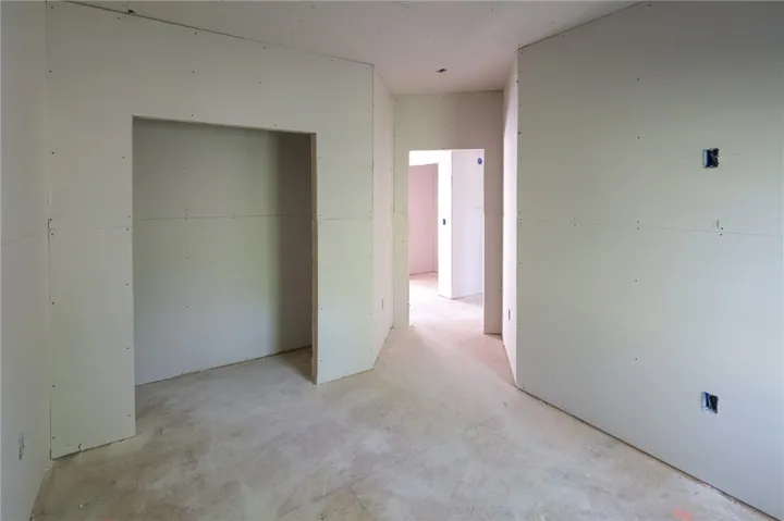 1027 E Glenn Avenue 104, Auburn, Alabama 36830
