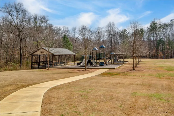 866 Stanton Drive, Auburn, Alabama 36830