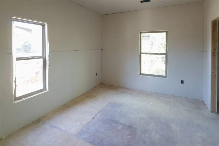 1027 E Glenn Avenue 105, Auburn, Alabama 36830