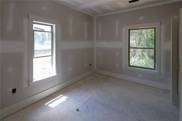1027 E Glenn Avenue 105, Auburn, Alabama 36830