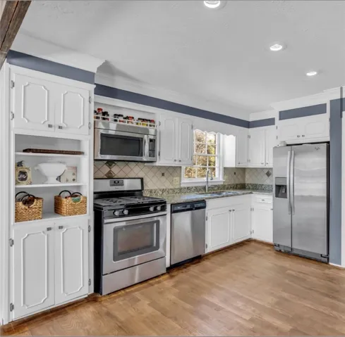 801 N 10th Street N, Opelika, Alabama 36801