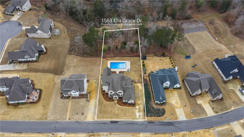 1563 Ella Grace Drive, Auburn, Alabama 36830