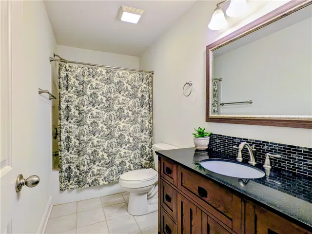 2183 Quail Court, Auburn, Alabama 36879