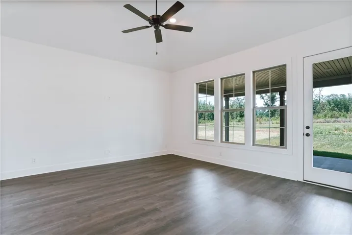 Vaulted Ceiling in Living Area
- All plans, specifications & pricing are subject to change without notice.