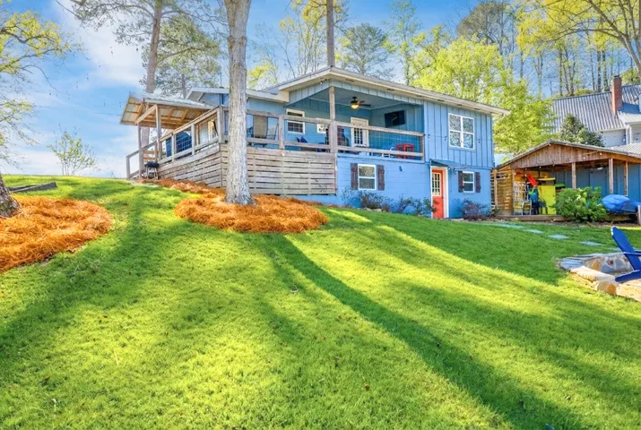 304 Bay Pine Island Road, Jacksons Gap, Alabama 36861