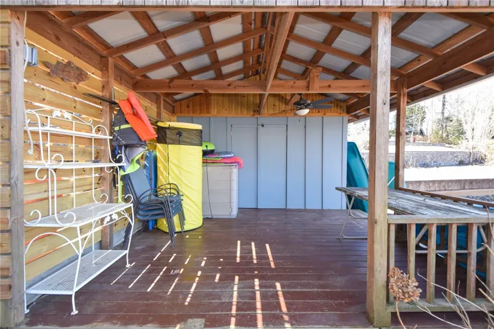 304 Bay Pine Island Road, Jacksons Gap, Alabama 36861