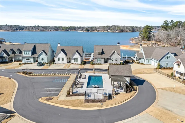 105 Hideaway Loop, Dadeville, Alabama 36853