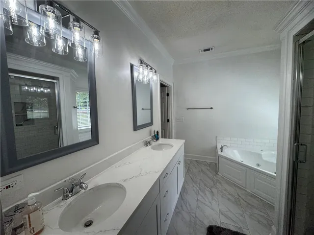 1392 Aberdeen Lane, Auburn, Alabama 36830