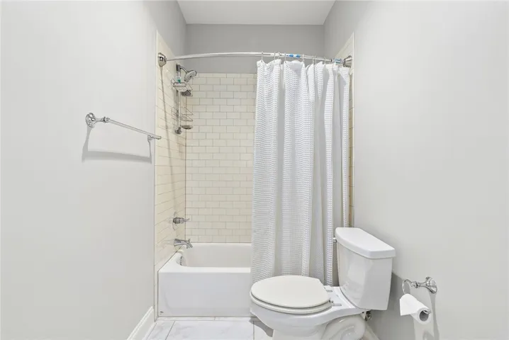 Jack 'n Jill shared area