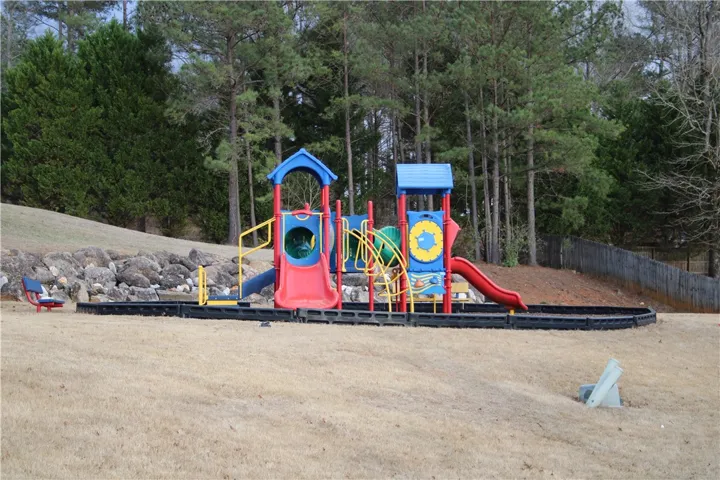 710 Hunter Court, Auburn, Alabama 36832