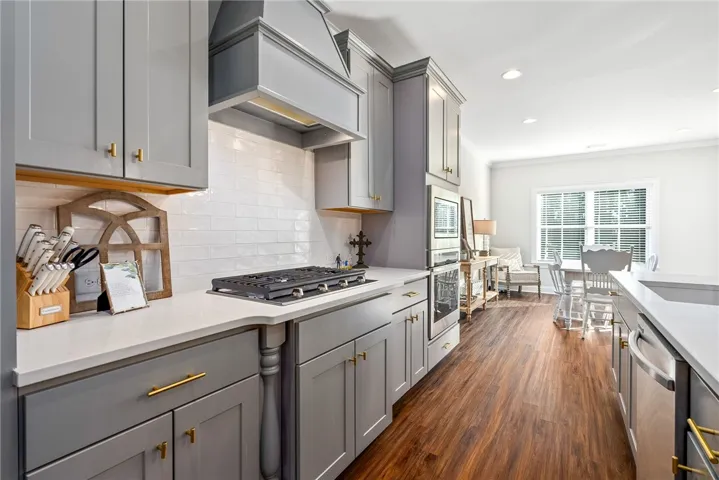 Wood hood and gas stove