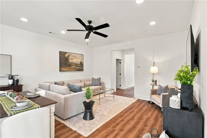 Example of a Furnished Auburn Farms Terrace