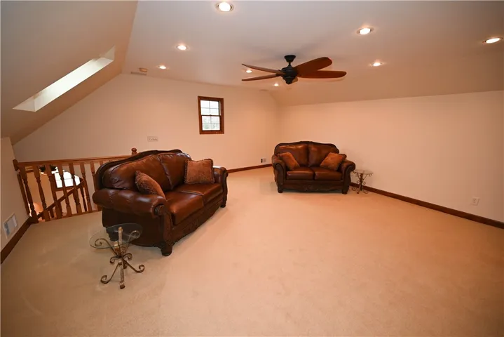 Bonus room