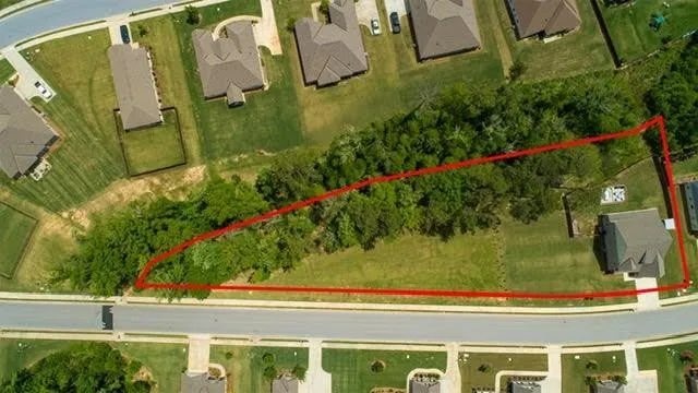Huge Private Lot