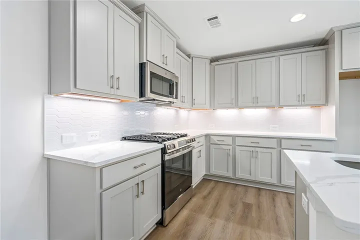829 Bridge Street, Auburn, Alabama 36832
